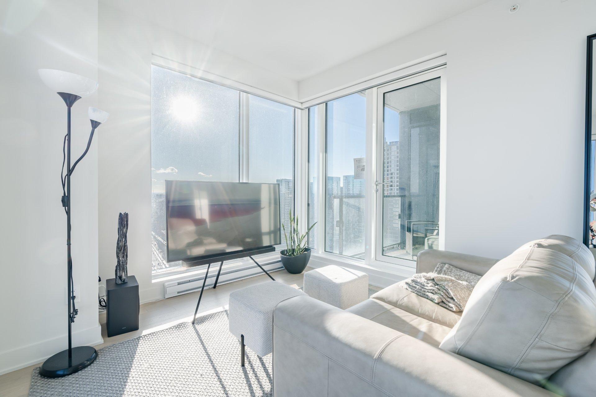 









1288


Rue St-Antoine O.

, 4102,
Montréal (Ville-Marie),




QC
H3C0X6

