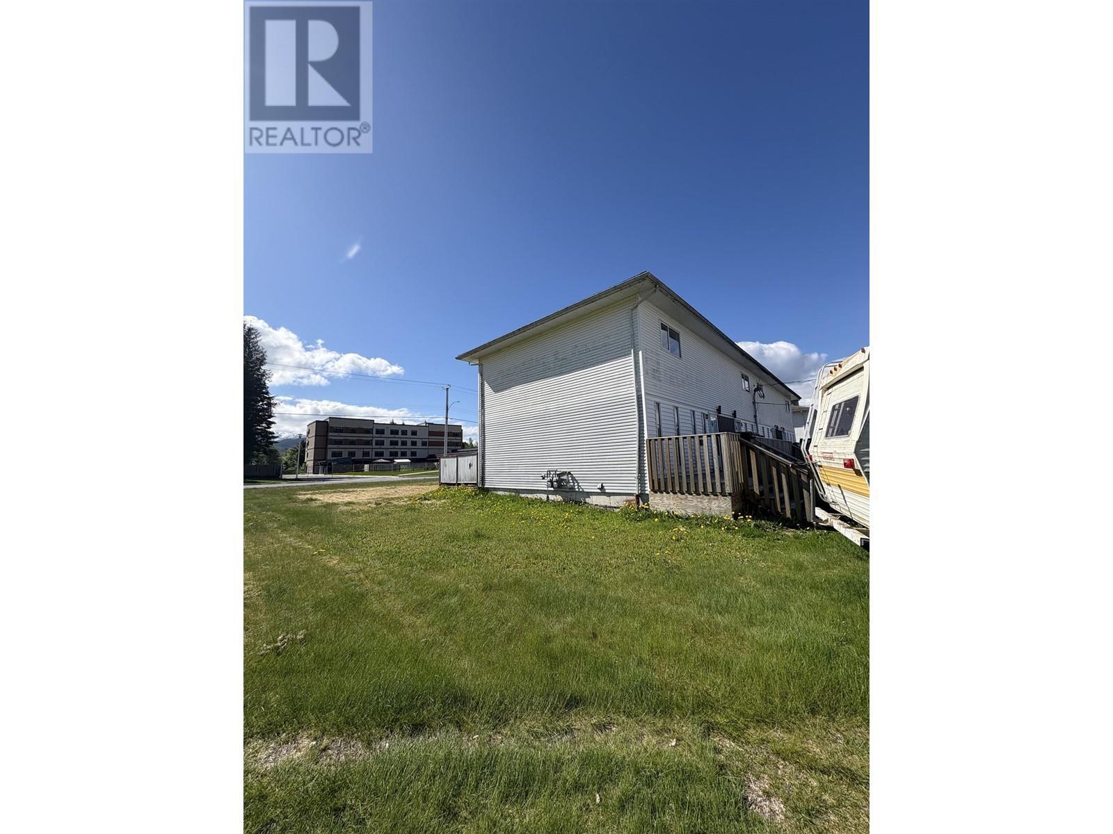 












77 WEDEENE STREET

,
Kitimat,




British Columbia
V8C1W3

