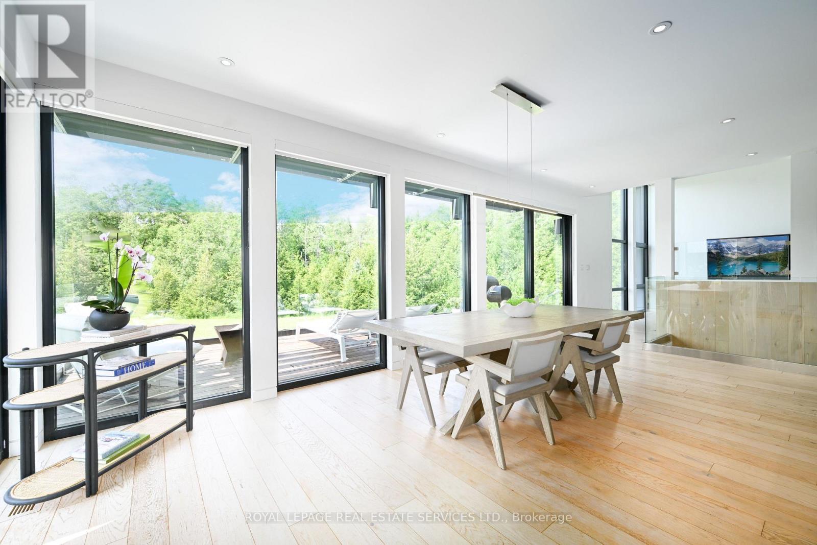 












5542 WINSTON CHURCHILL BOULEVARD

,
Erin,




Ontario
N0B1T0


