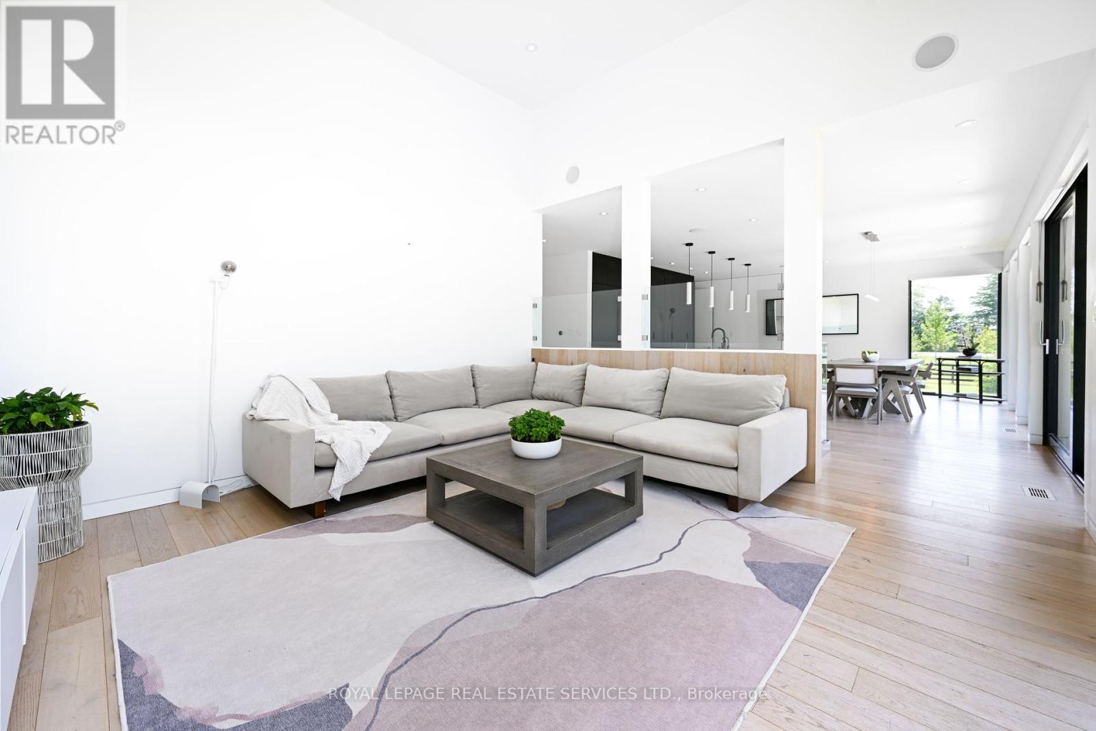 












5542 WINSTON CHURCHILL BOULEVARD

,
Erin,




Ontario
N0B1T0

