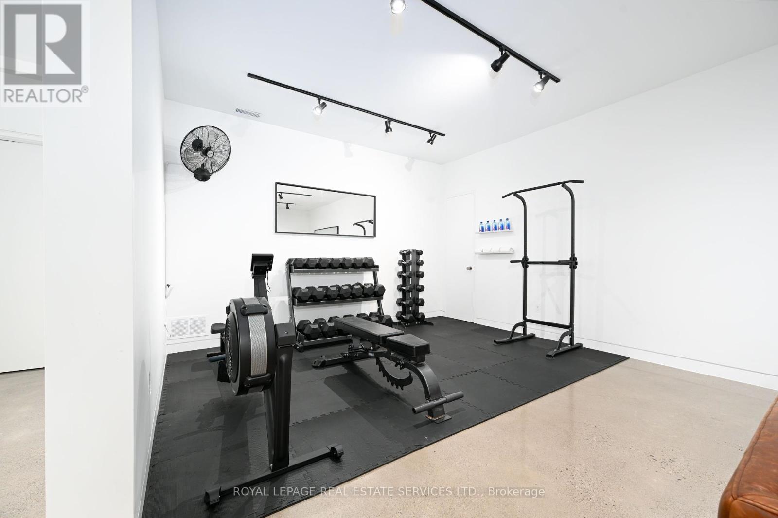 












5542 WINSTON CHURCHILL BOULEVARD

,
Erin,




Ontario
N0B1T0

