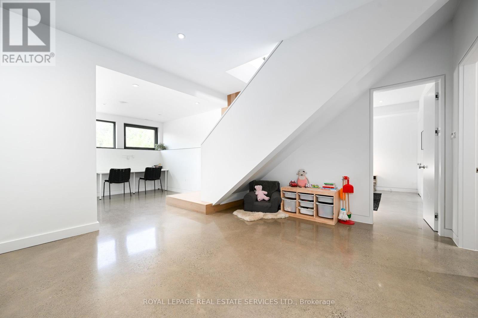 












5542 WINSTON CHURCHILL BOULEVARD

,
Erin,




Ontario
N0B1T0

