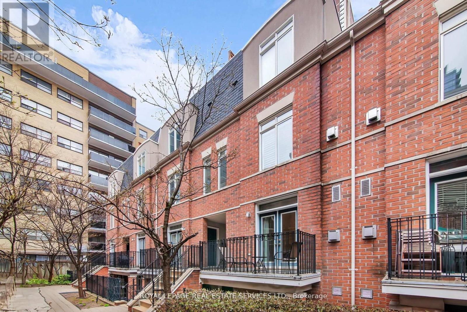 












359 - 415 JARVIS STREET

,
Toronto,




Ontario
M4Y3C1


