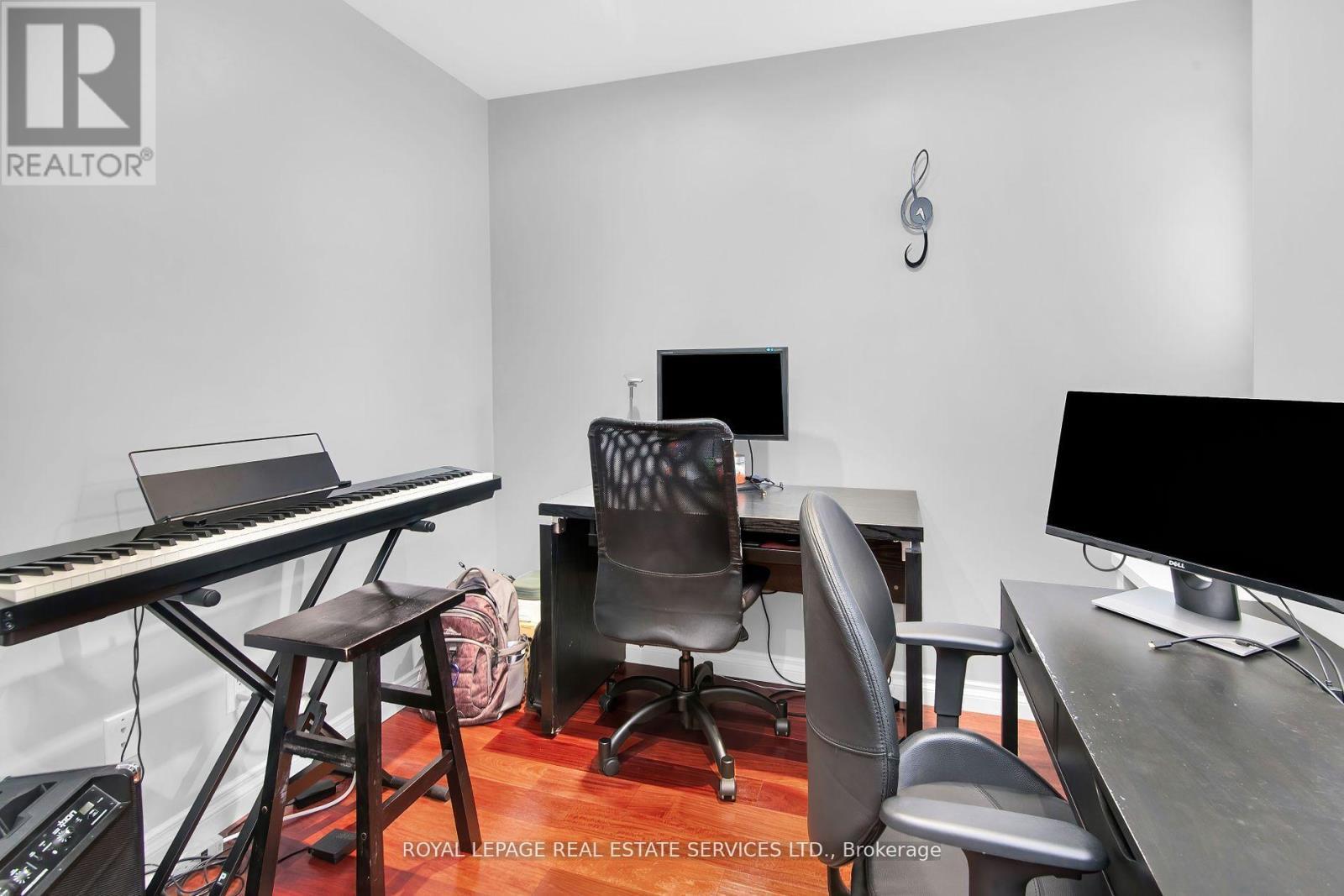 












359 - 415 JARVIS STREET

,
Toronto,




Ontario
M4Y3C1

