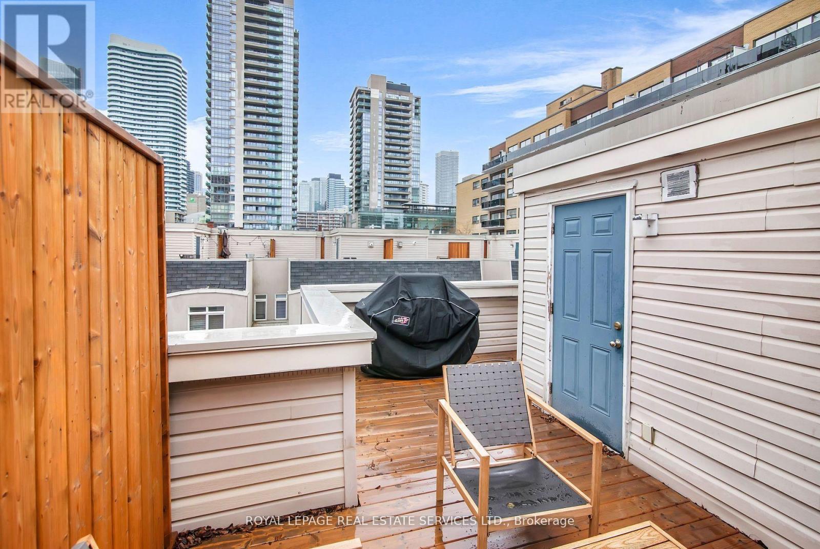












359 - 415 JARVIS STREET

,
Toronto,




Ontario
M4Y3C1


