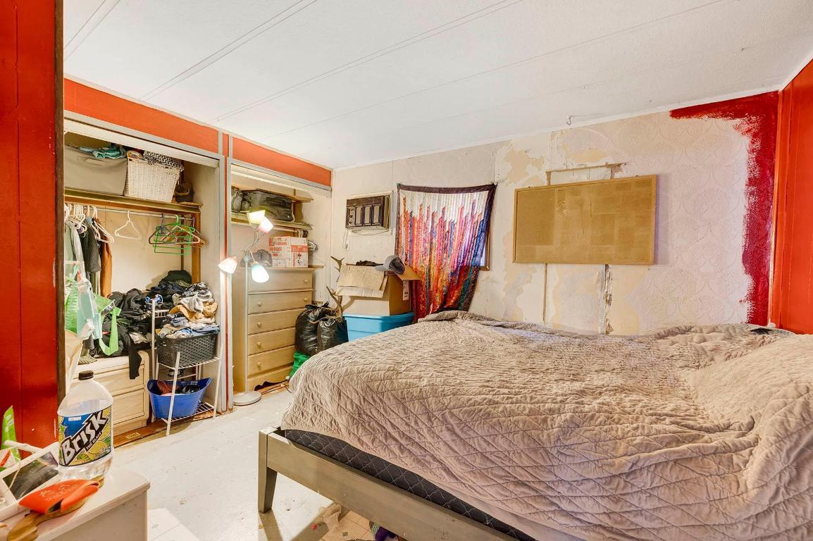 









6896


WATSON  E

Drive,
Kamloops,




BC
V0K 2P0

