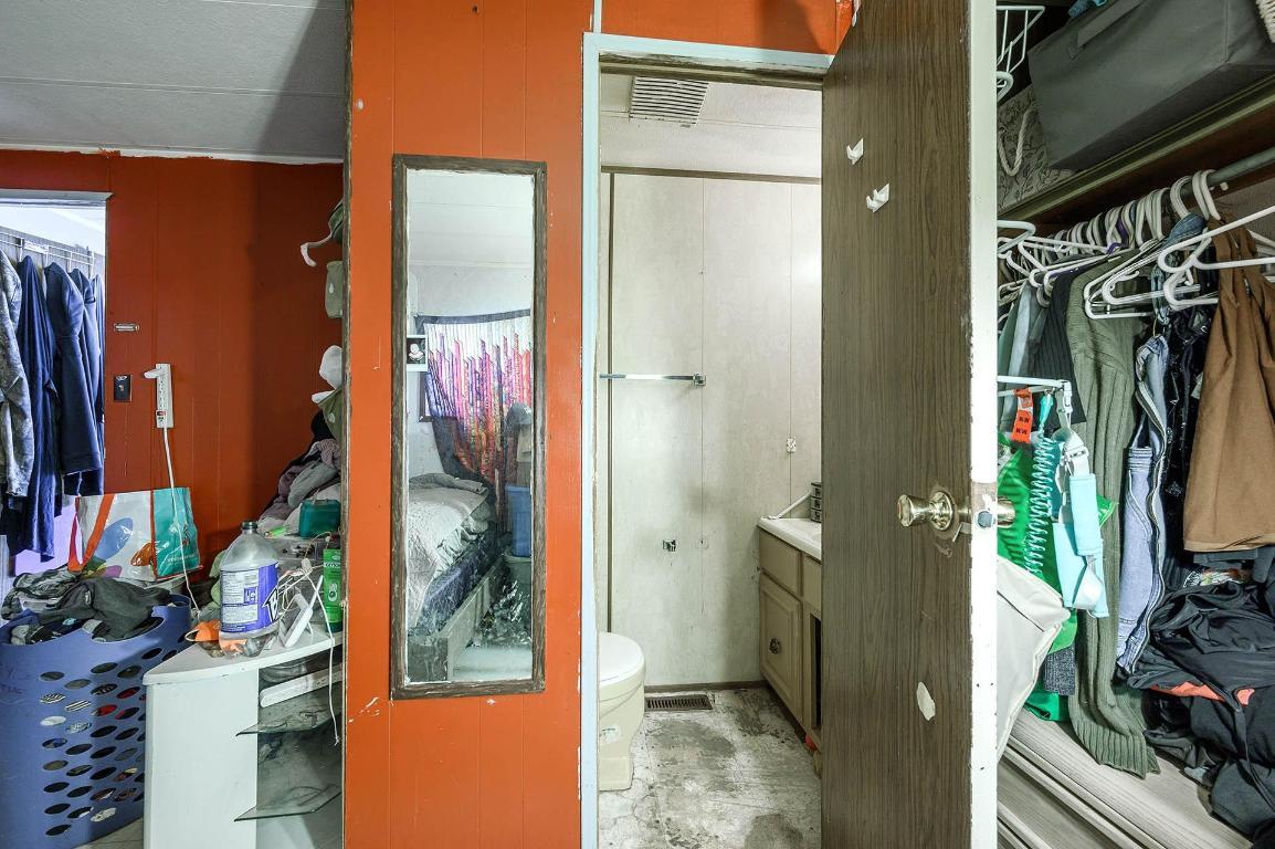









6896


WATSON  E

Drive,
Kamloops,




BC
V0K 2P0

