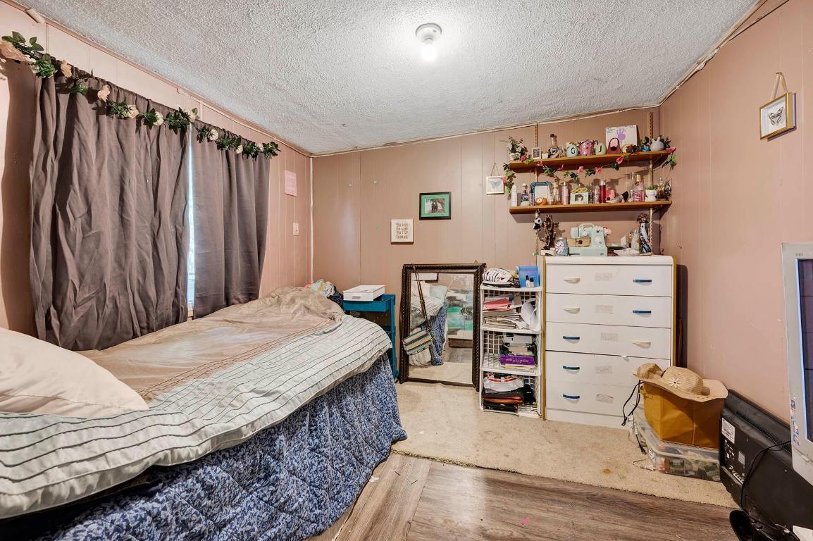 









6896


WATSON  E

Drive,
Kamloops,




BC
V0K 2P0

