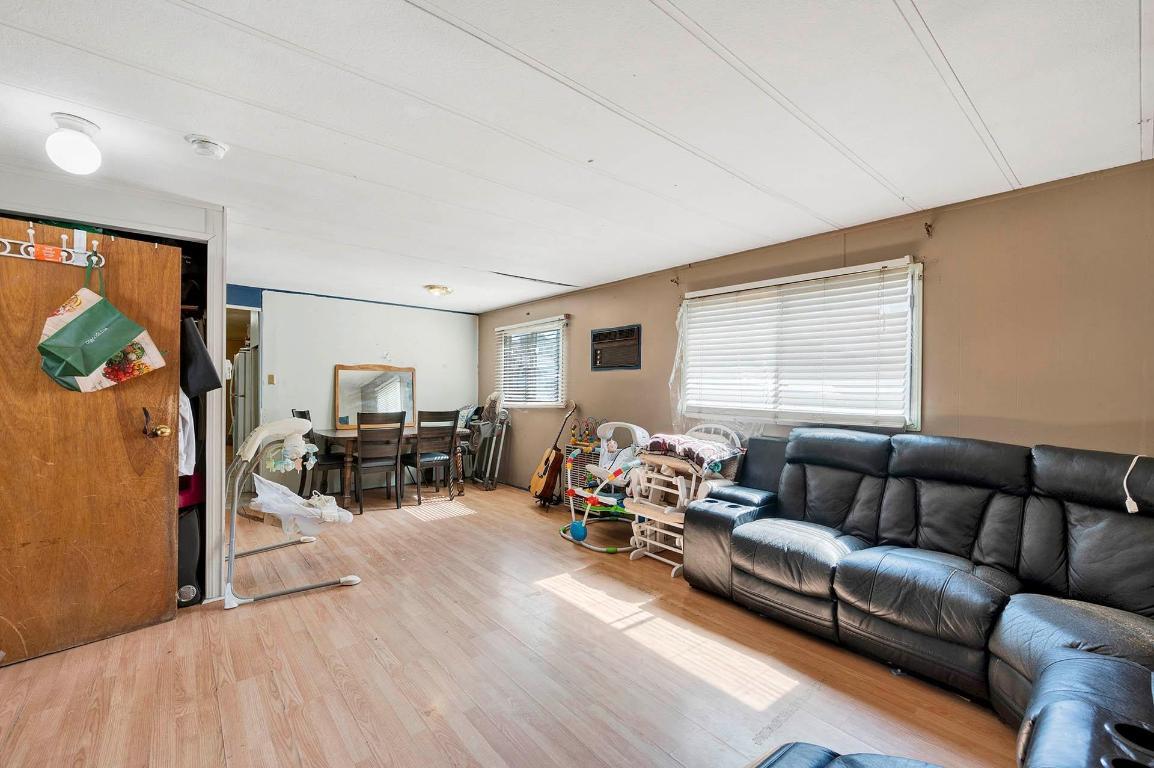 









6896


WATSON  E

Drive,
Kamloops,




BC
V0K 2P0


