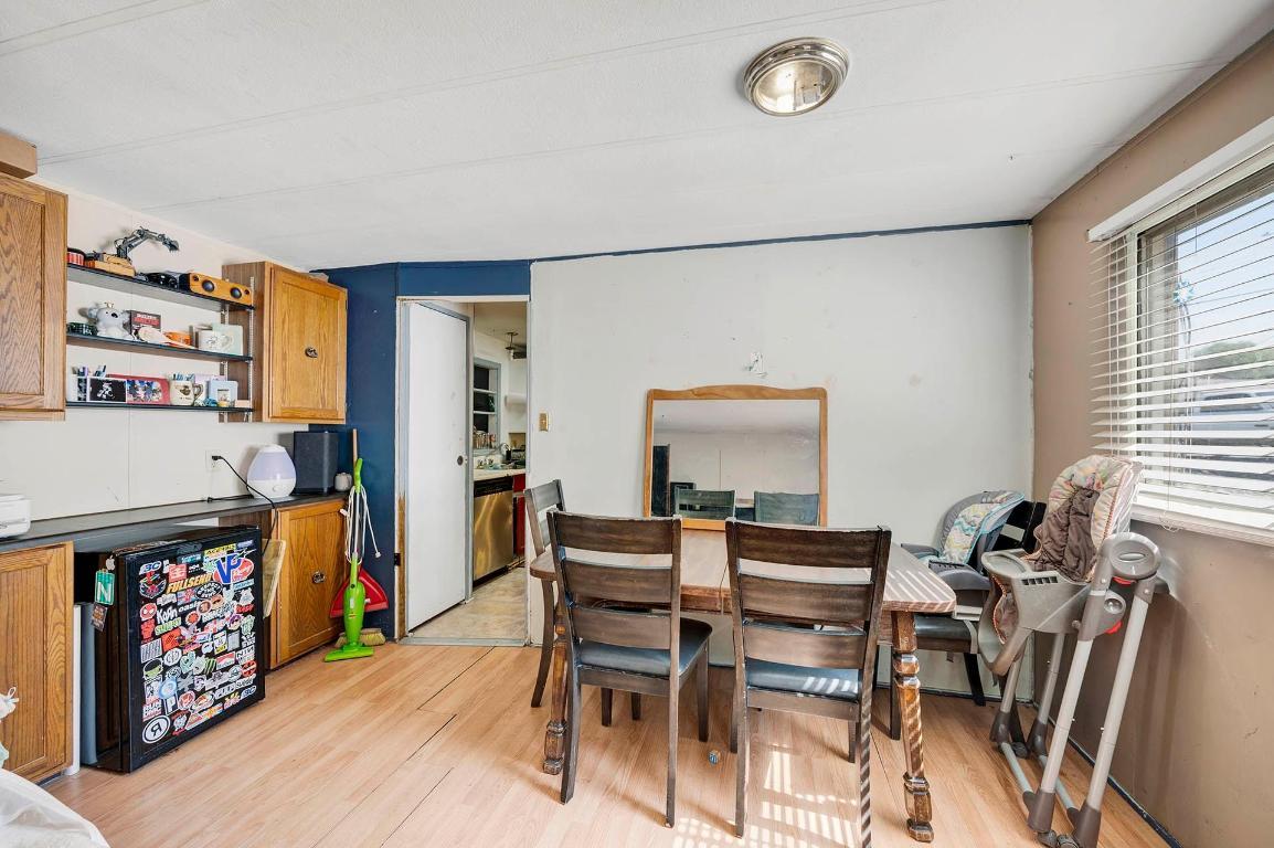 









6896


WATSON  E

Drive,
Kamloops,




BC
V0K 2P0

