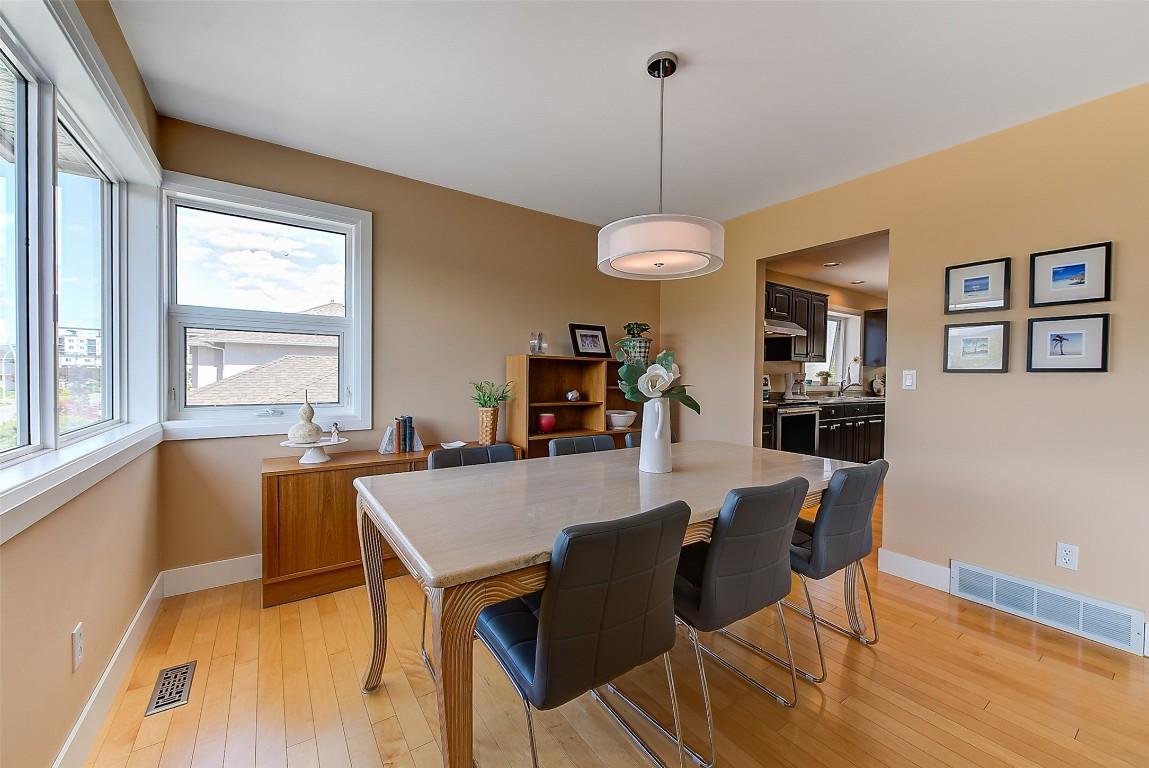 









3721


Mission Springs

Drive,
Kelowna,




BC
V1W 3L8

