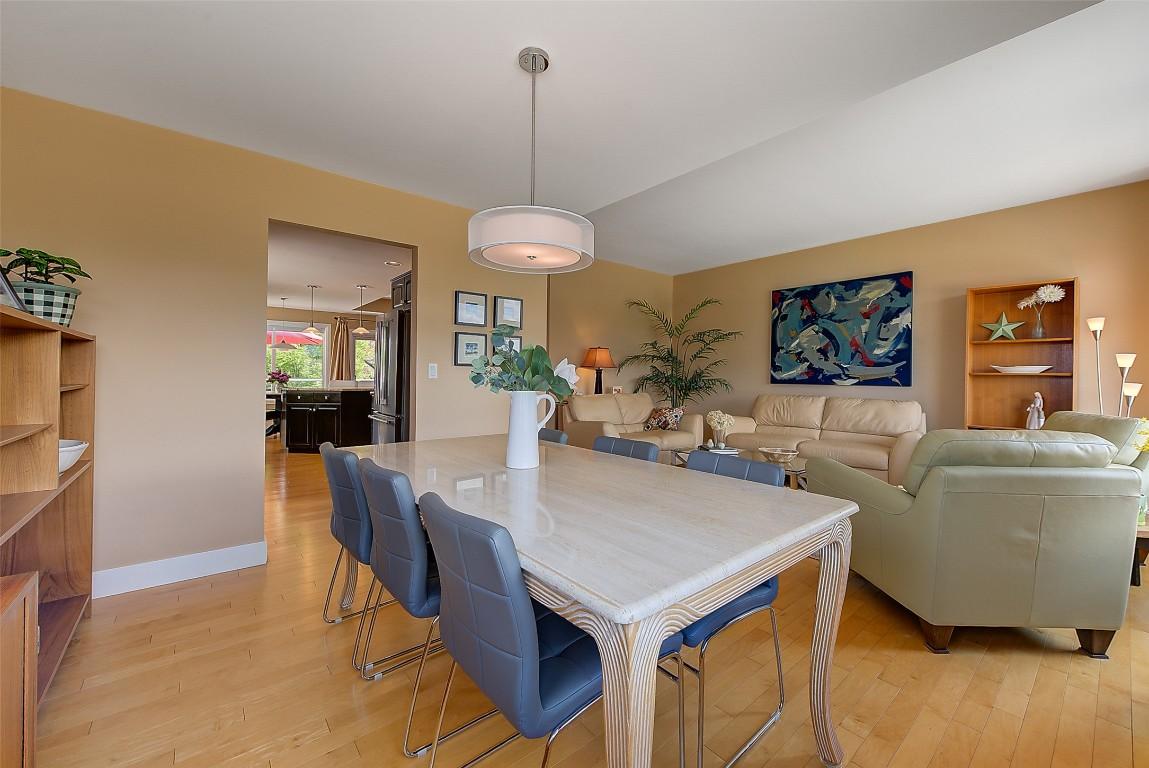 









3721


Mission Springs

Drive,
Kelowna,




BC
V1W 3L8

