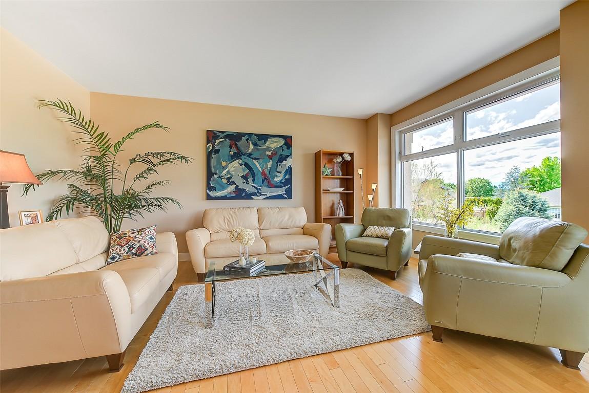 









3721


Mission Springs

Drive,
Kelowna,




BC
V1W 3L8

