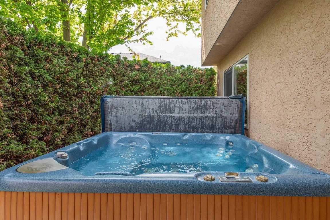 









3721


Mission Springs

Drive,
Kelowna,




BC
V1W 3L8


