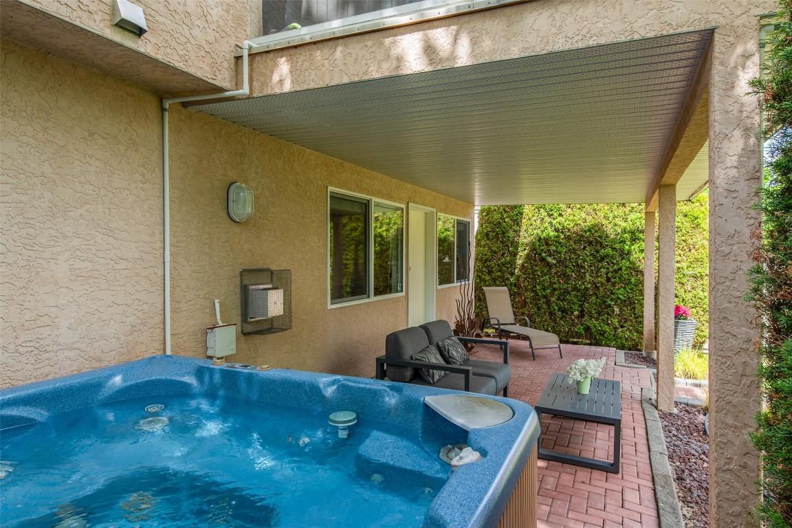 









3721


Mission Springs

Drive,
Kelowna,




BC
V1W 3L8

