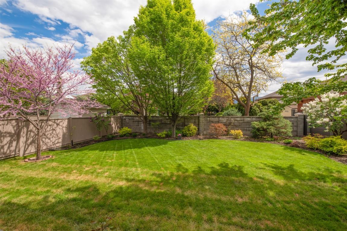 









3721


Mission Springs

Drive,
Kelowna,




BC
V1W 3L8


