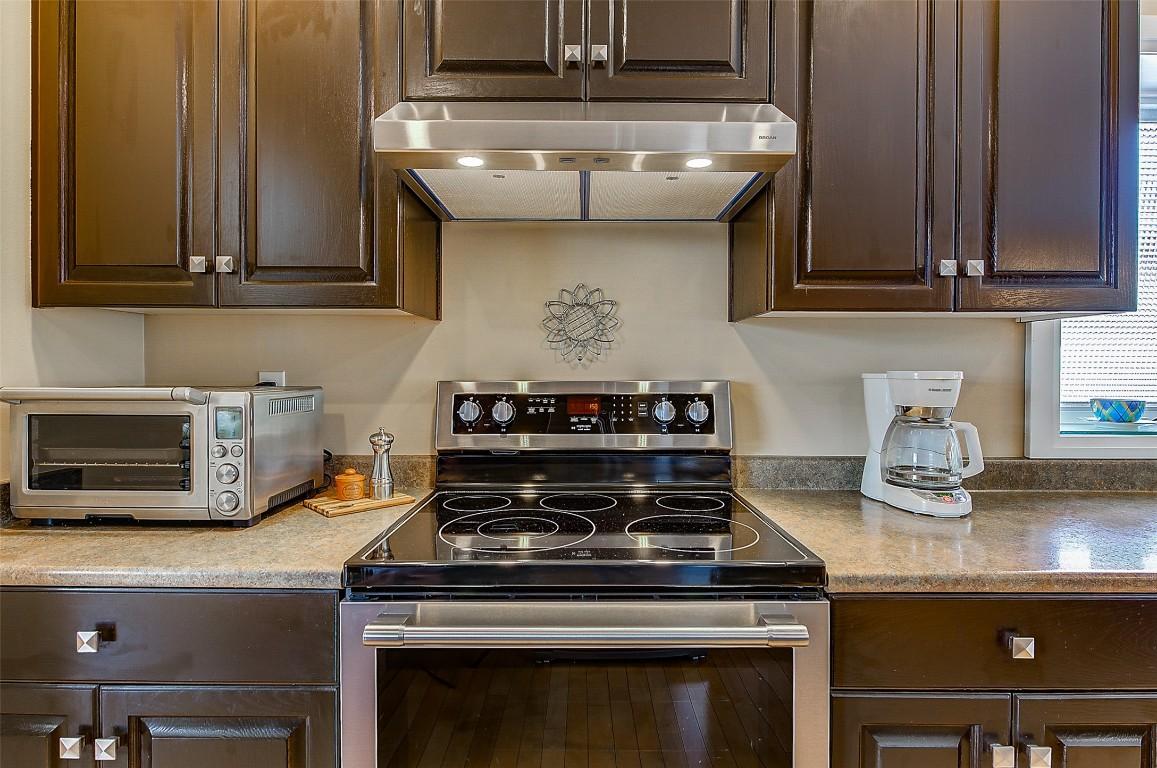 









3721


Mission Springs

Drive,
Kelowna,




BC
V1W 3L8

