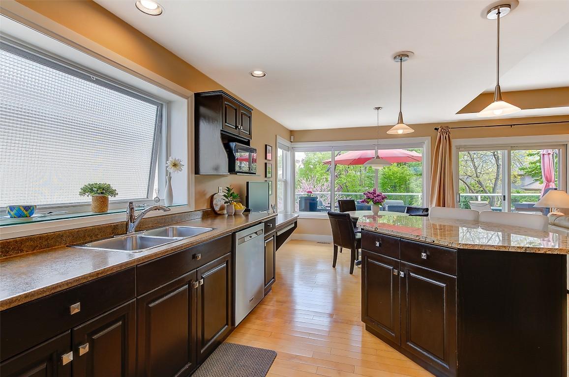 









3721


Mission Springs

Drive,
Kelowna,




BC
V1W 3L8

