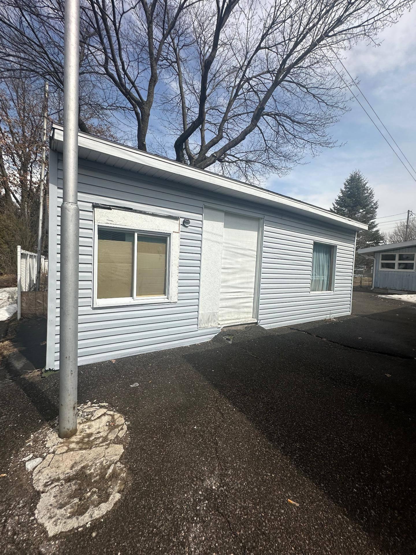 









990


126e Rue

,
Shawinigan,




QC
G9P3X6

