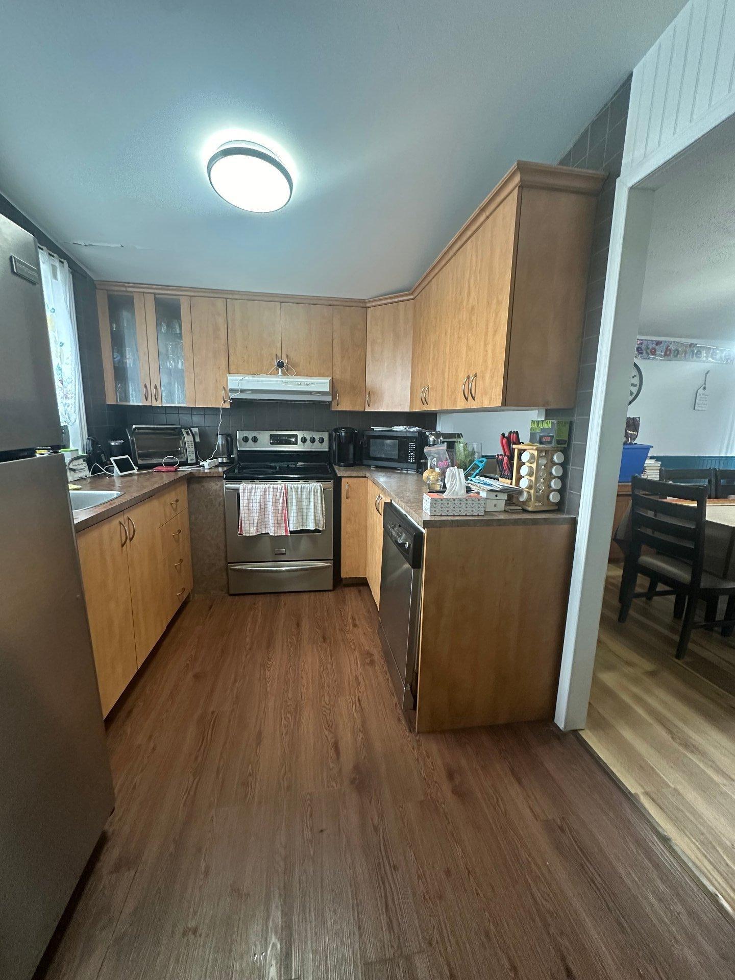 









990


126e Rue

,
Shawinigan,




QC
G9P3X6

