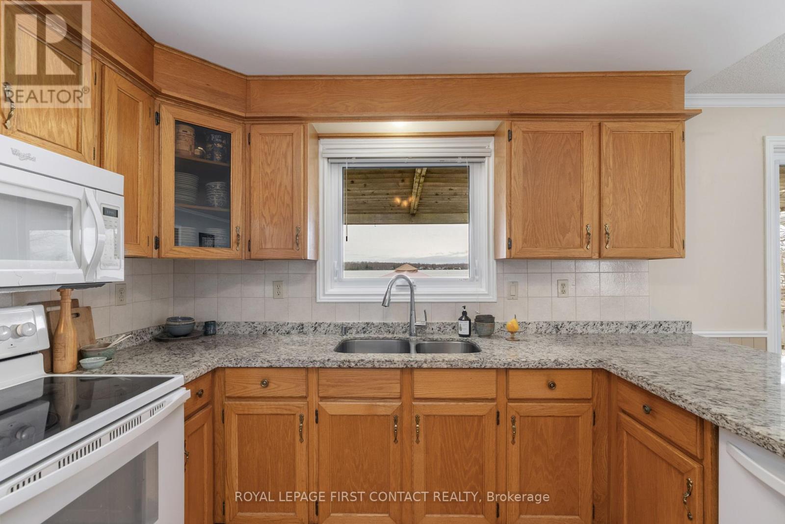 












4051 RIVER ROAD

,
Ramara,




Ontario
L3V6H7

