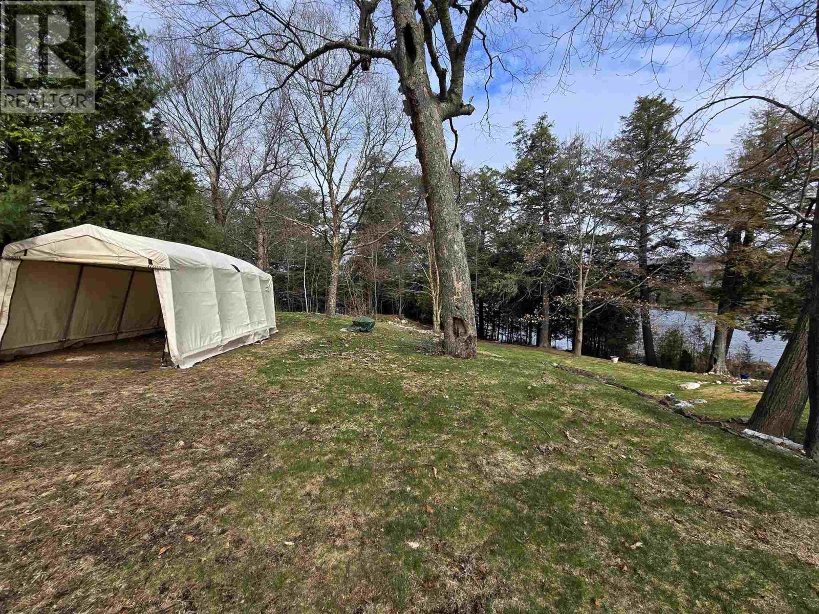 












29 Albert ST

,
Elliot Lake,




Ontario
P5A2Y7

