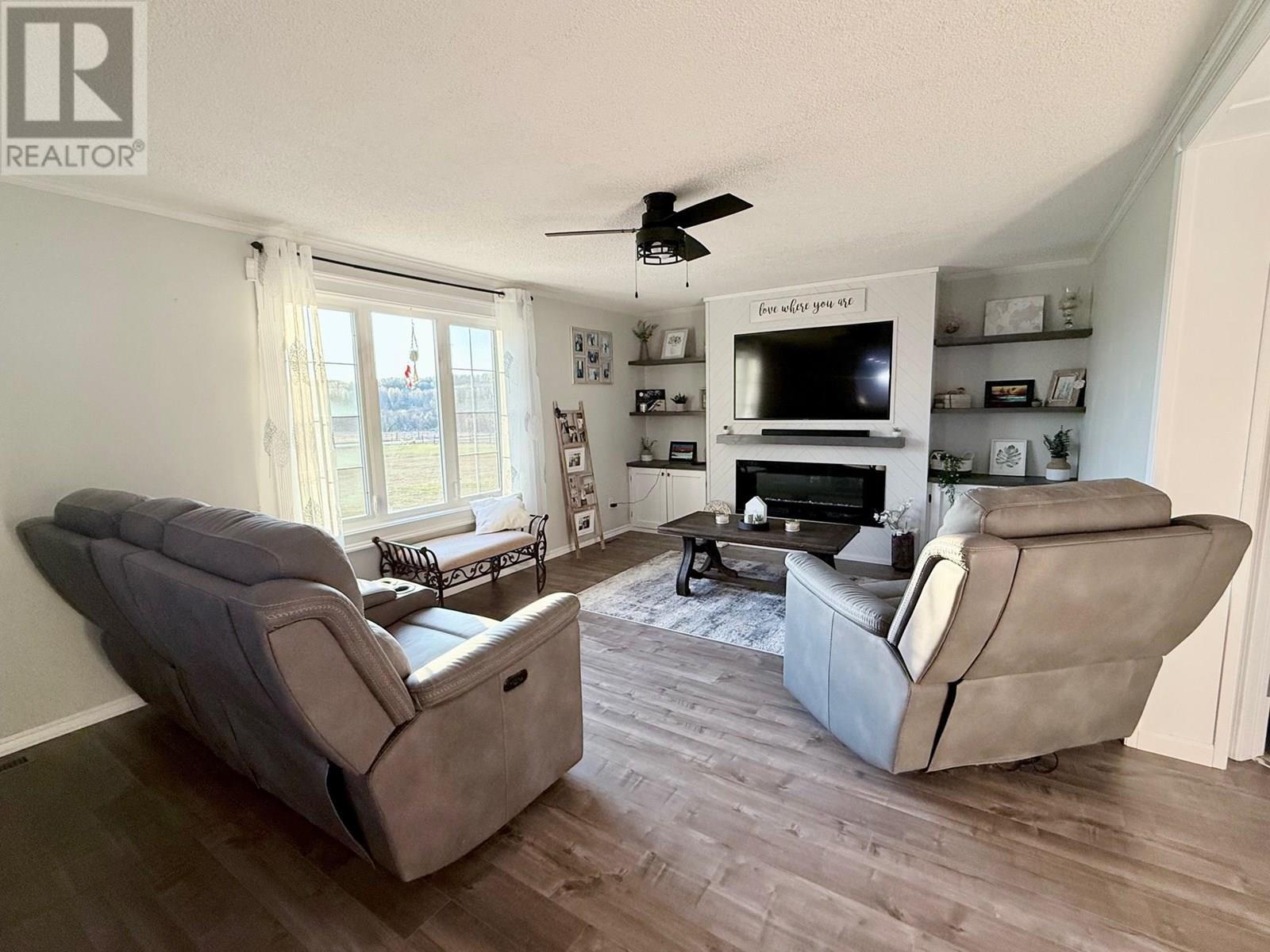 












51 PEBBLE DRIVE

,
Fort Nelson - Remote,




British Columbia
V0C1R0


