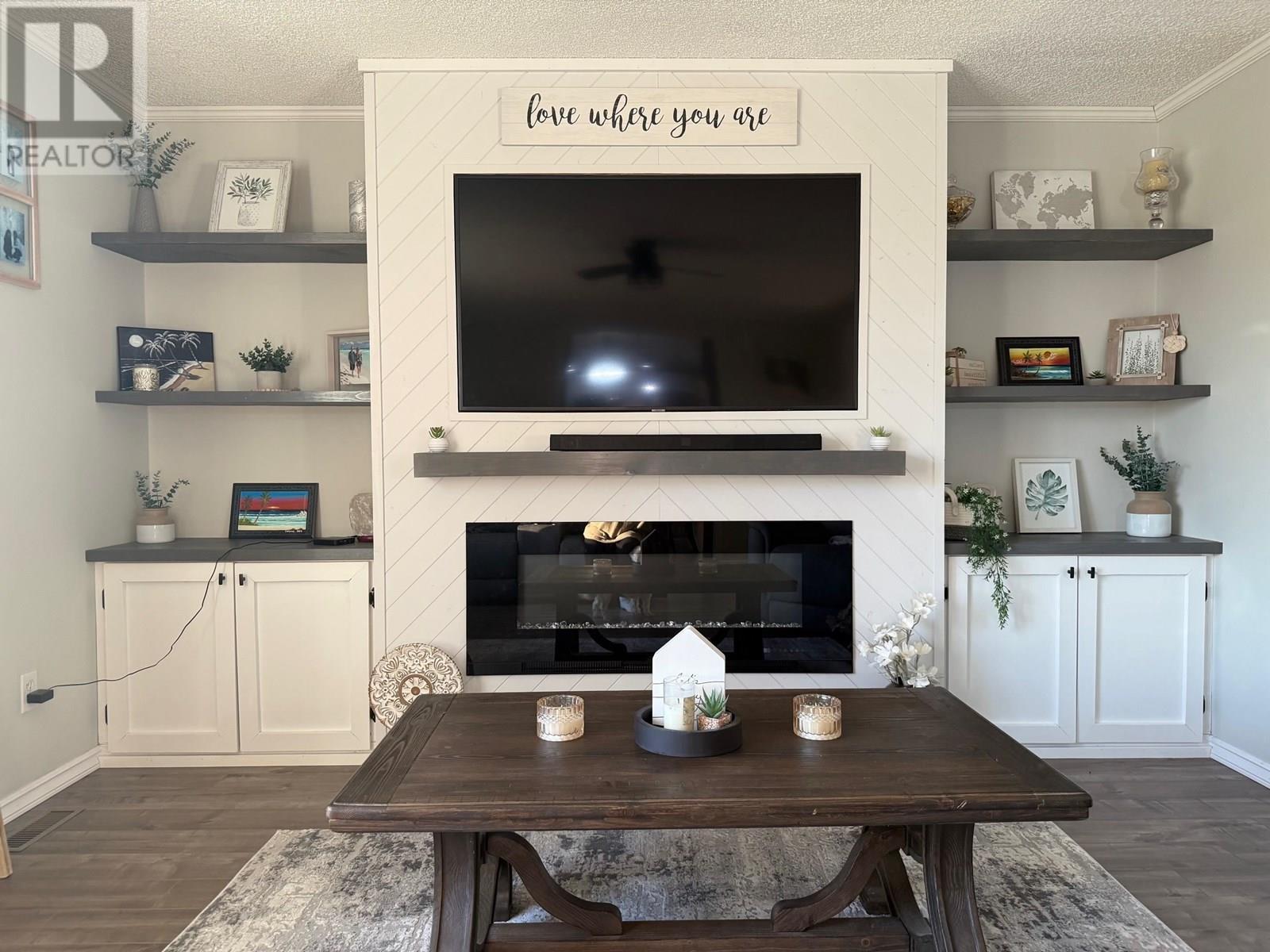 












51 PEBBLE DRIVE

,
Fort Nelson - Remote,




British Columbia
V0C1R0

