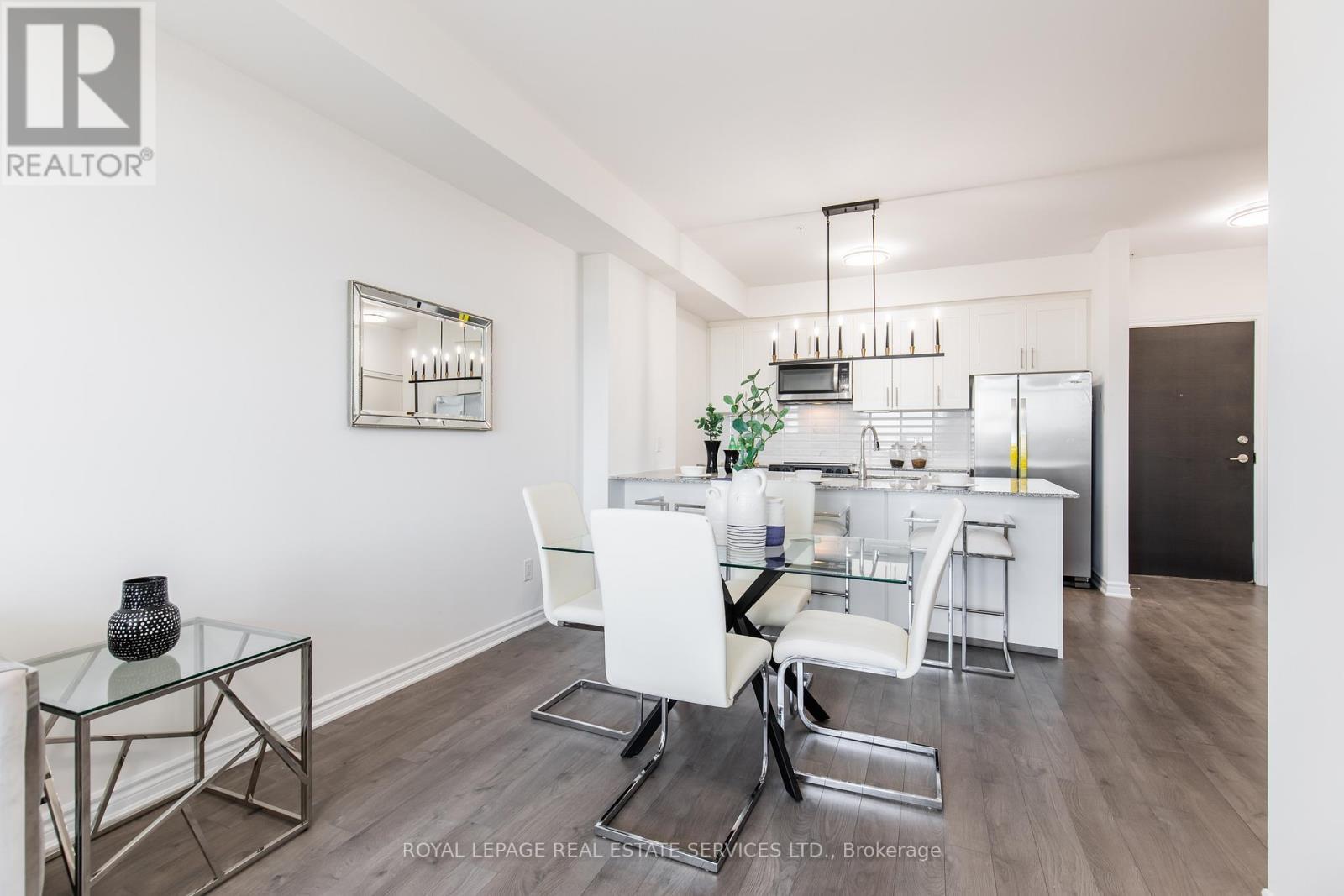 












422 - 150 OAK PARK BOULEVARD

,
Oakville,




Ontario
L6H3P2

