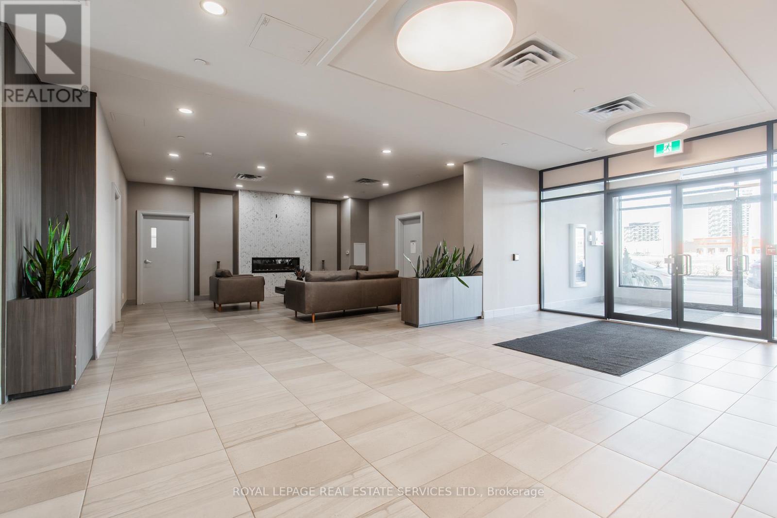 












422 - 150 OAK PARK BOULEVARD

,
Oakville,




Ontario
L6H3P2

