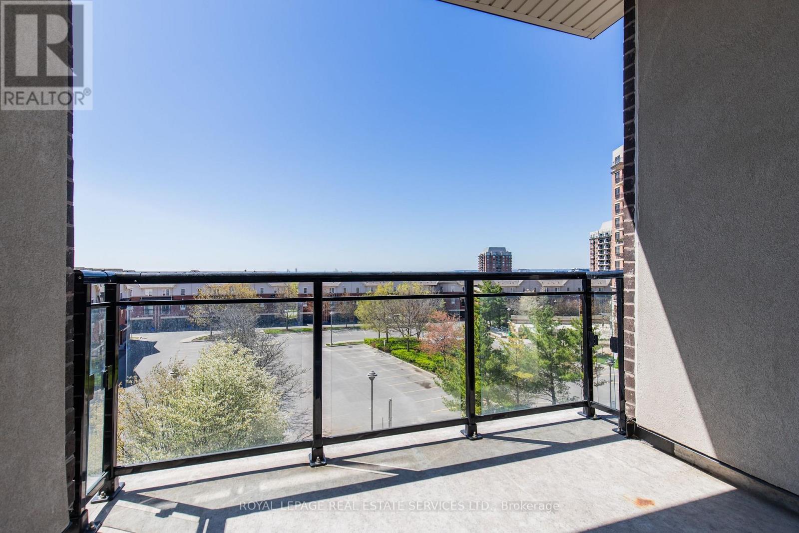 












422 - 150 OAK PARK BOULEVARD

,
Oakville,




Ontario
L6H3P2

