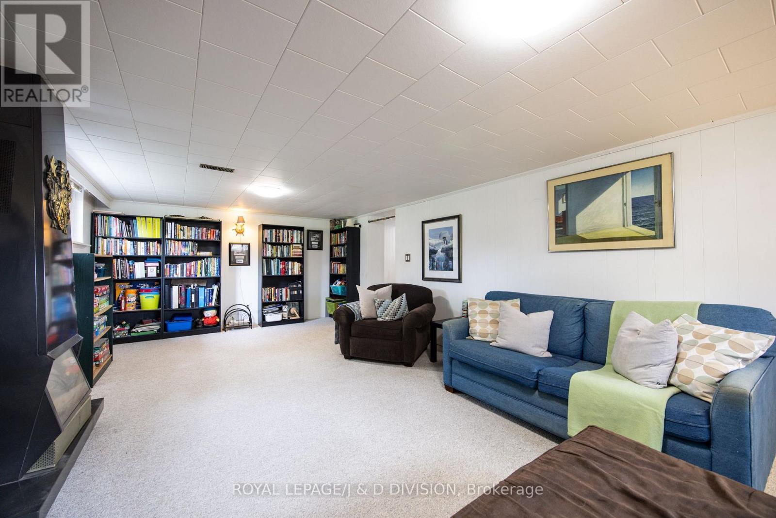 












48 GREENGROVE CRESCENT

,
Toronto,




Ontario
M3A1H9

