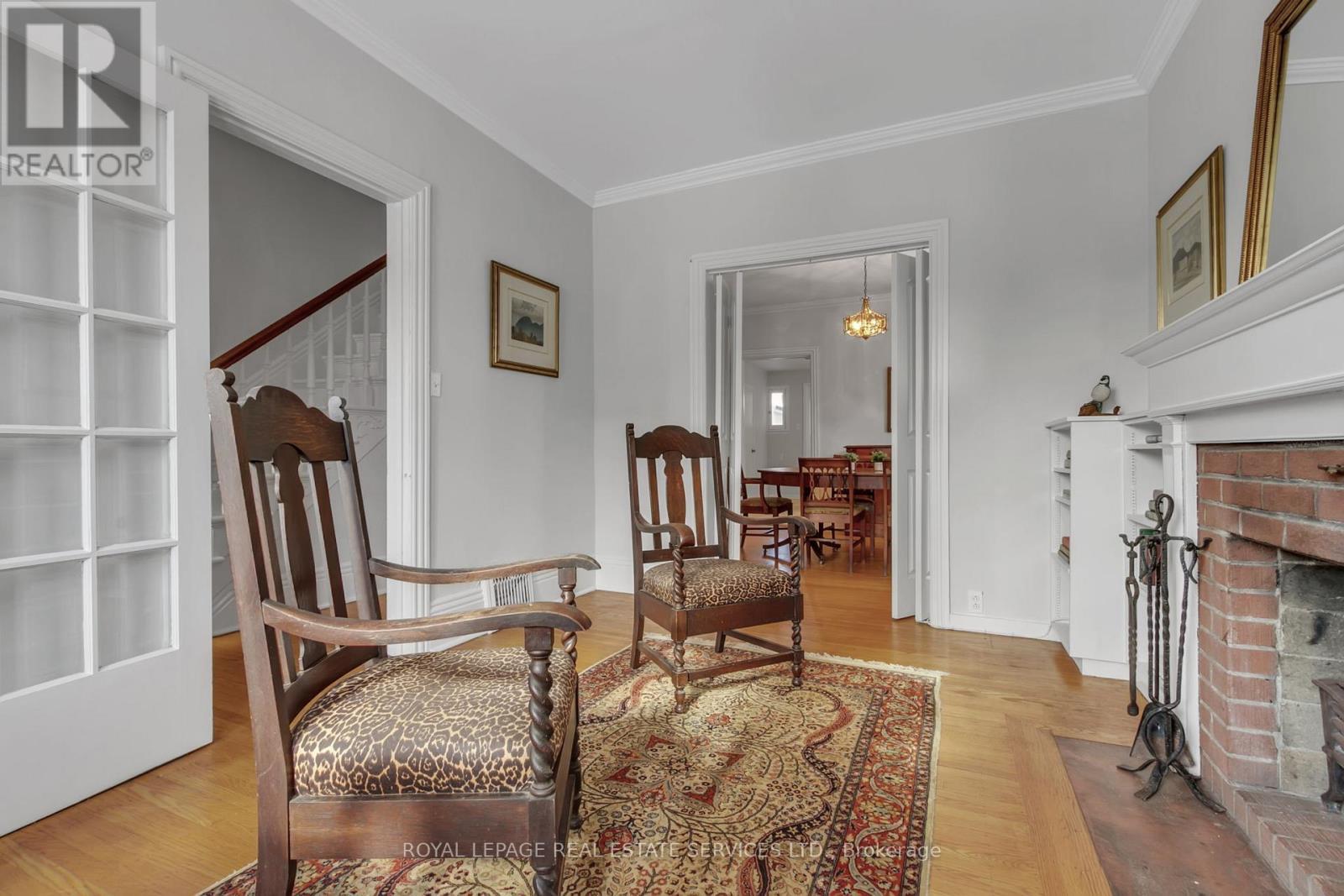 












8 DUFF STREET

,
Hamilton,




Ontario
L9C1A7

