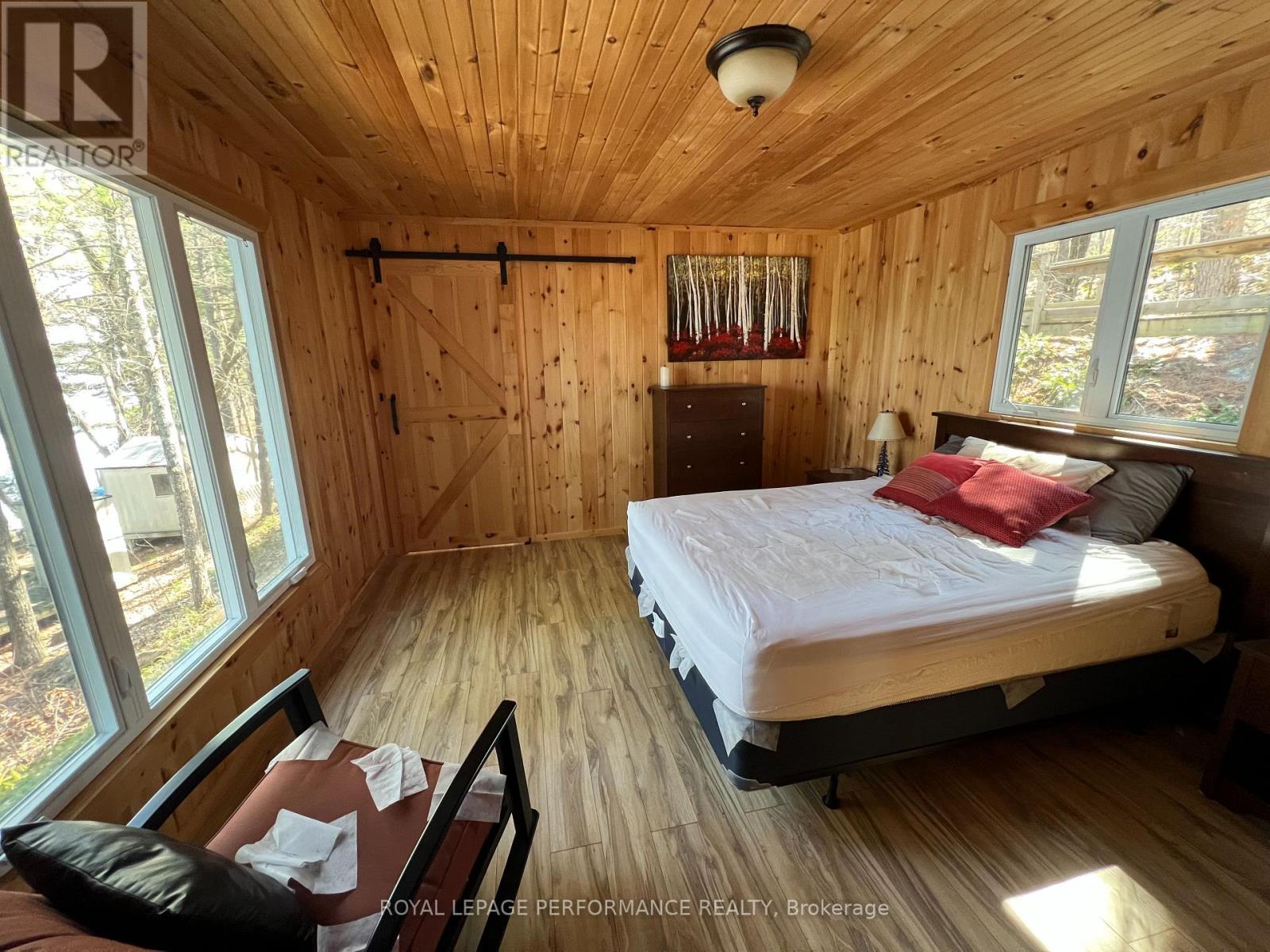 












319 BAYVIEW LODGE ROAD

,
McNab/Braeside,




Ontario
K0A3L0

