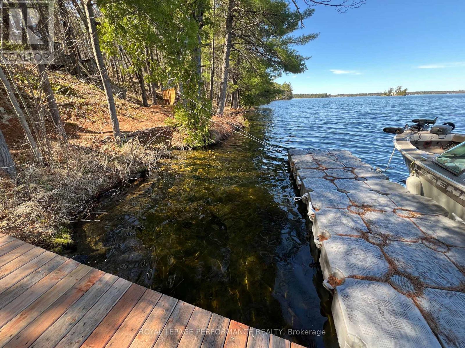 












319 BAYVIEW LODGE ROAD

,
McNab/Braeside,




Ontario
K0A3L0

