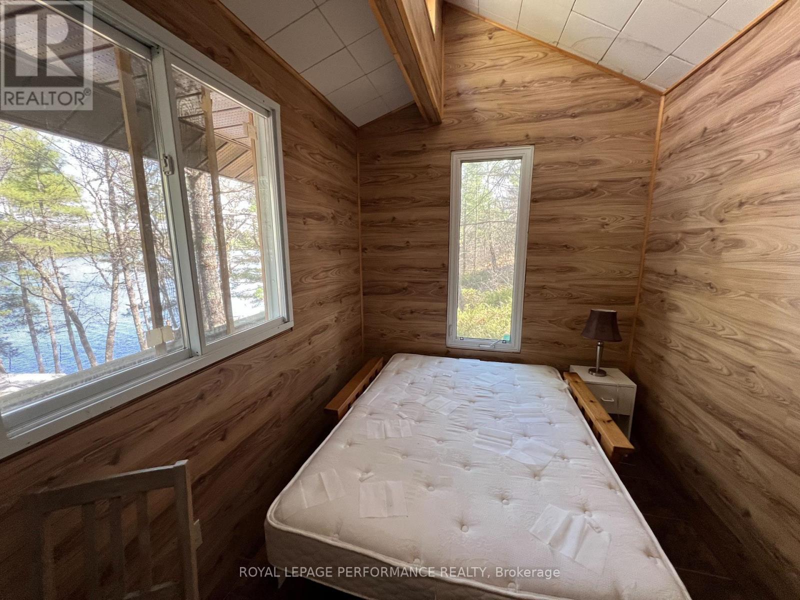 












319 BAYVIEW LODGE ROAD

,
McNab/Braeside,




Ontario
K0A3L0


