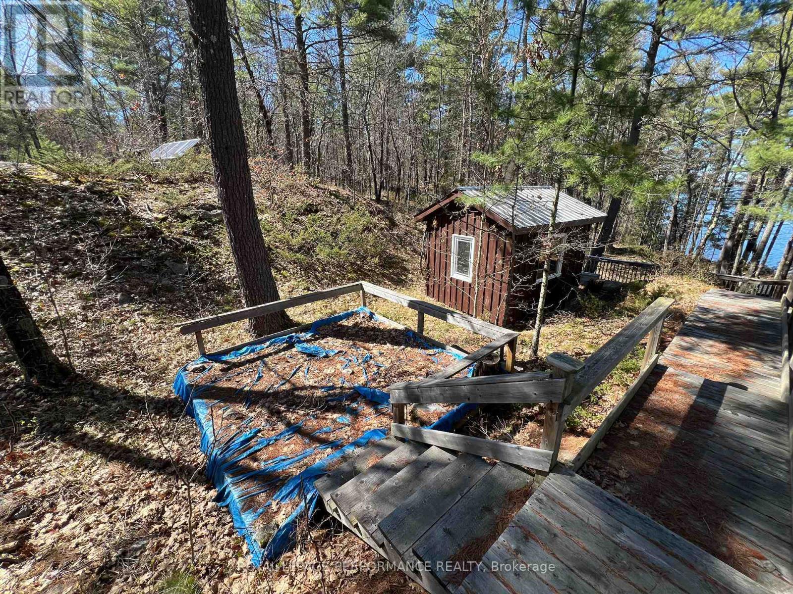 












319 BAYVIEW LODGE ROAD

,
McNab/Braeside,




Ontario
K0A3L0

