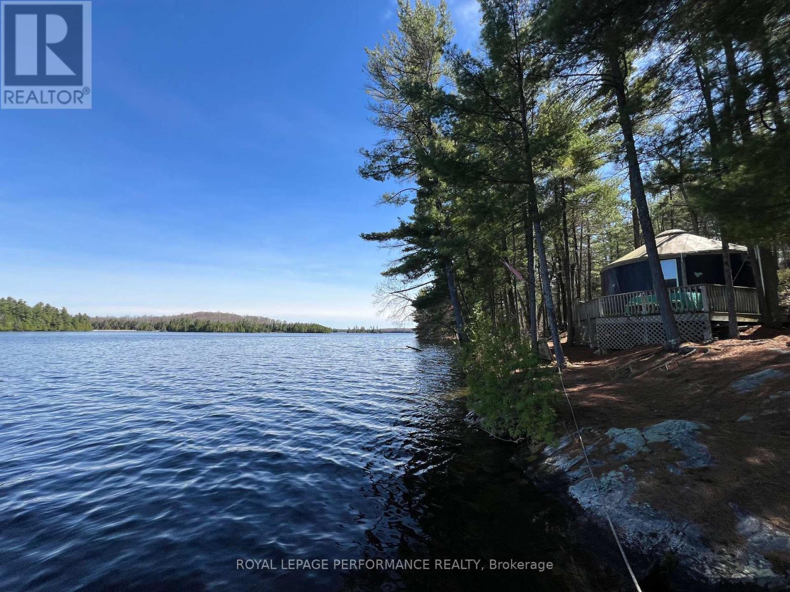 












319 BAYVIEW LODGE ROAD

,
McNab/Braeside,




Ontario
K0A3L0

