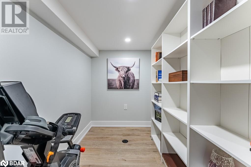 












142 MACKAY Crescent

,
Waterloo,




Ontario
N2J3K3

