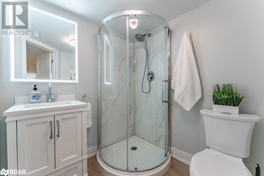 












142 MACKAY Crescent

,
Waterloo,




Ontario
N2J3K3

