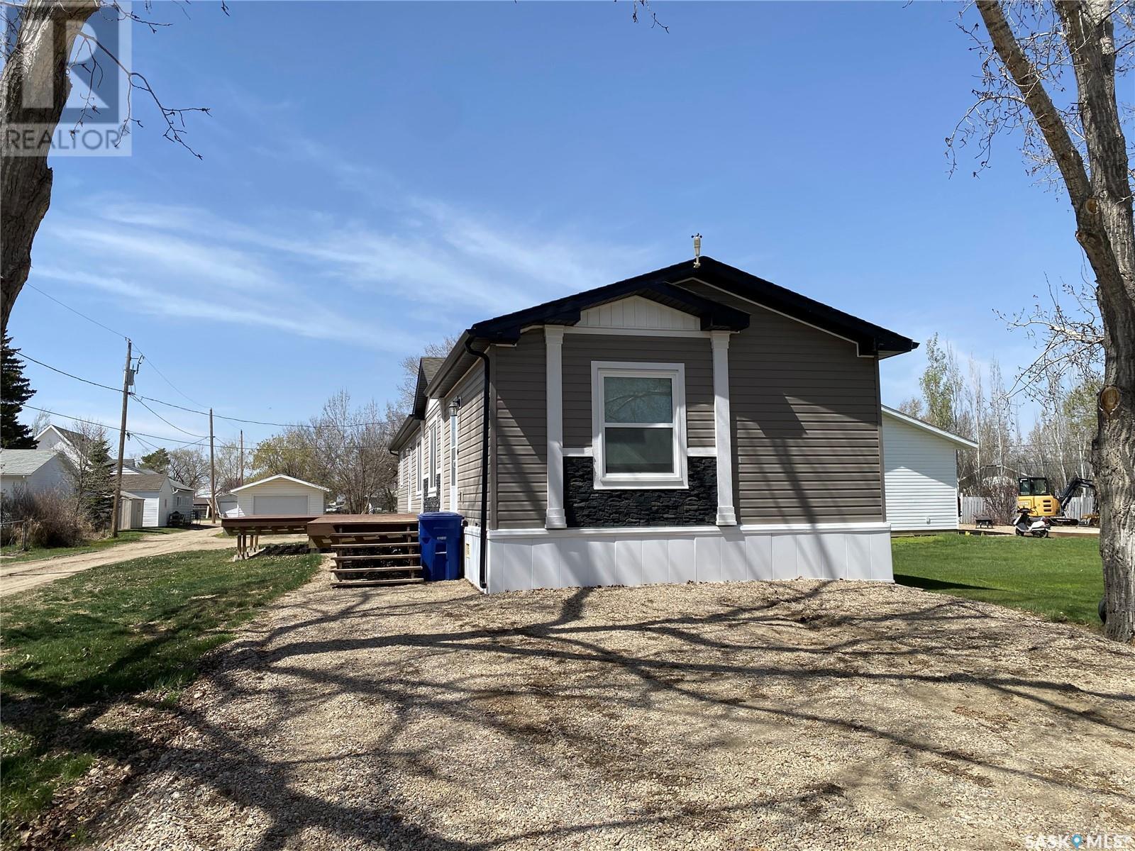 












105 7th STREET

,
Plenty,




Saskatchewan
S0L0A7

