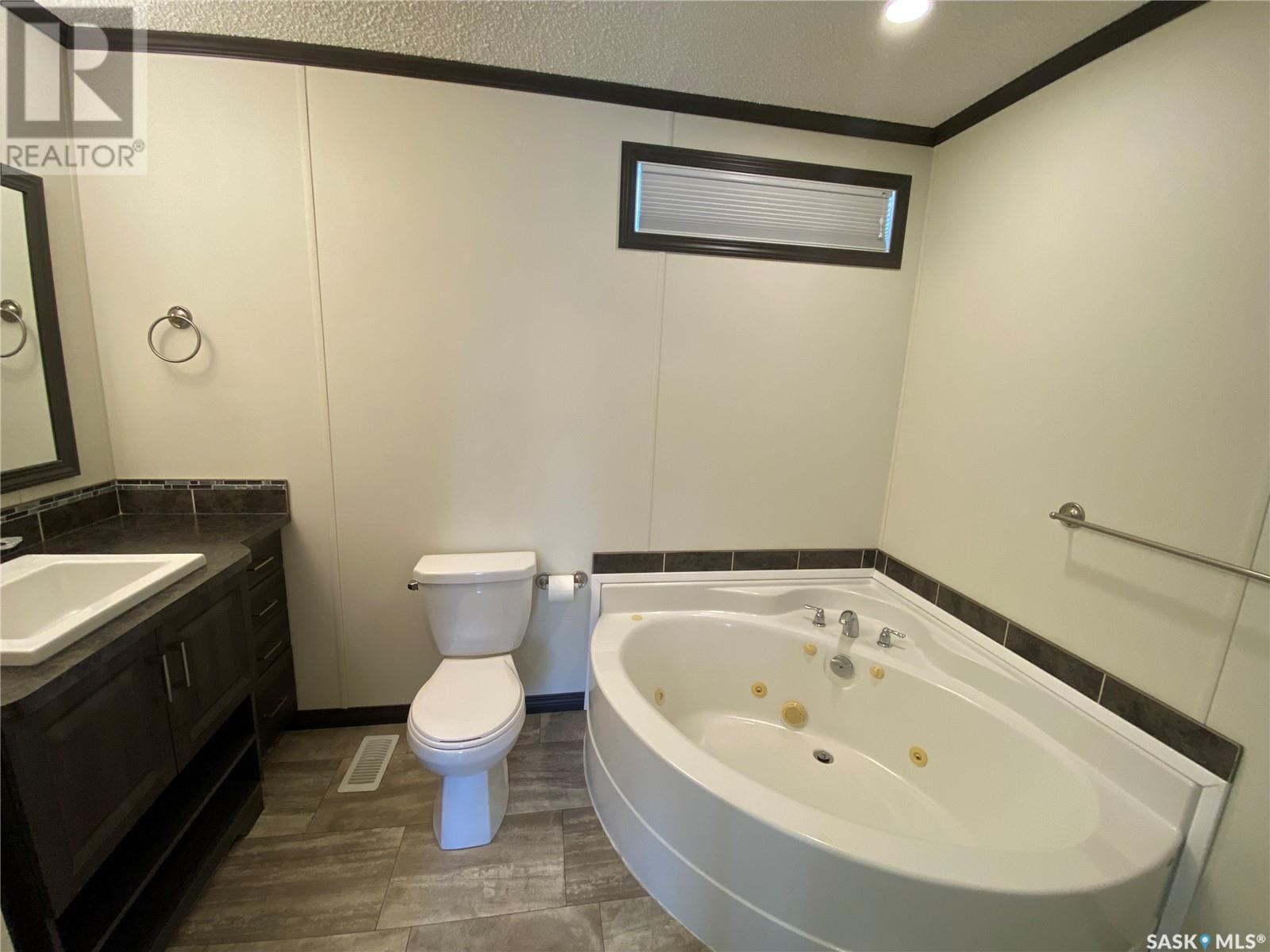 












105 7th STREET

,
Plenty,




Saskatchewan
S0L0A7


