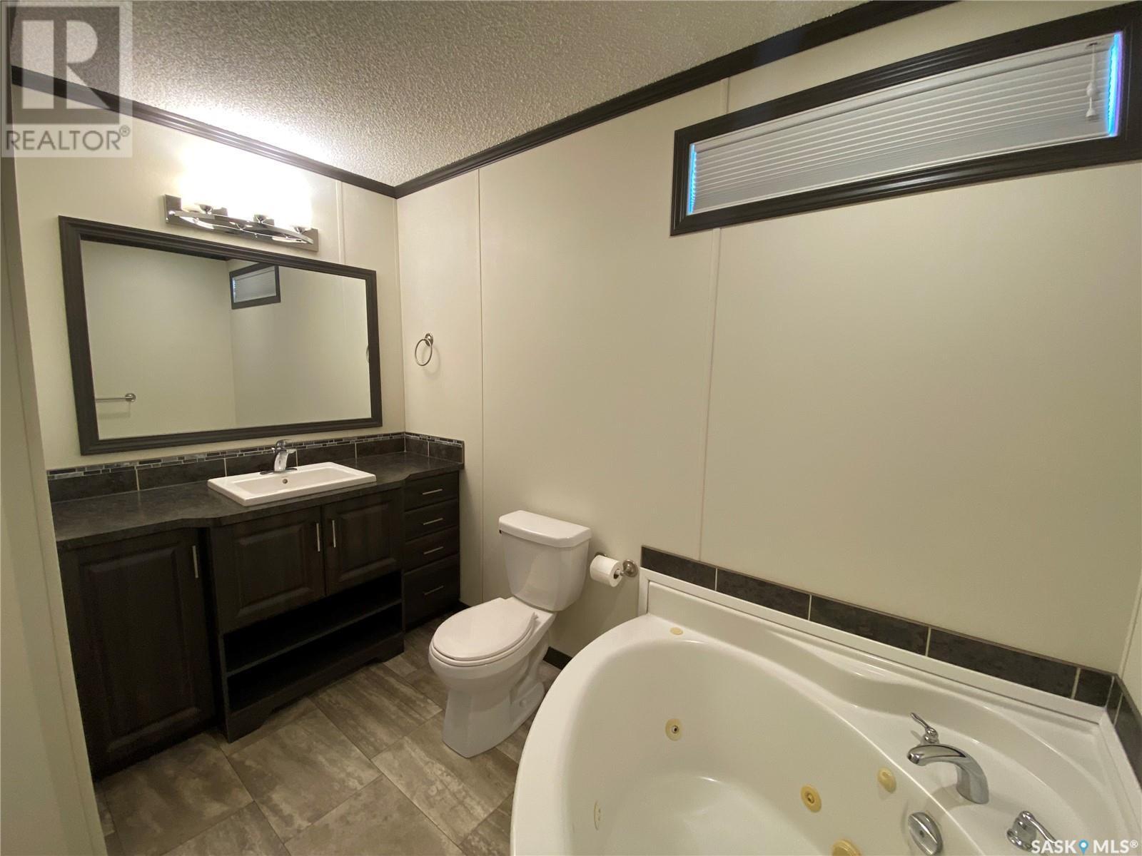 












105 7th STREET

,
Plenty,




Saskatchewan
S0L0A7

