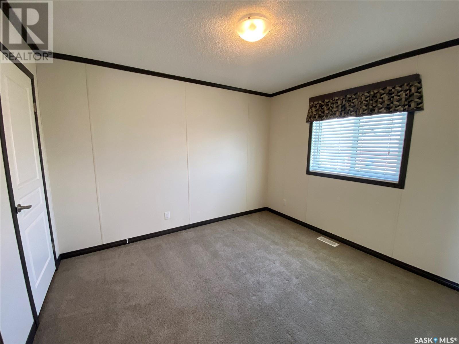 












105 7th STREET

,
Plenty,




Saskatchewan
S0L0A7

