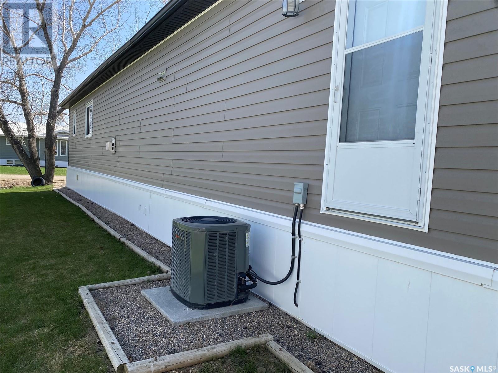 












105 7th STREET

,
Plenty,




Saskatchewan
S0L0A7

