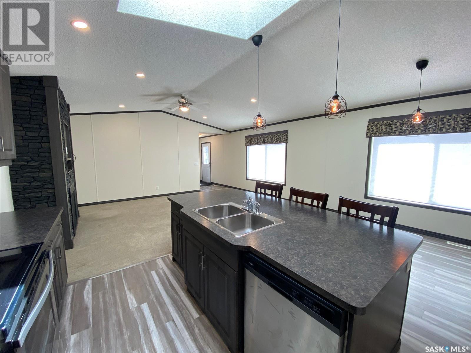 












105 7th STREET

,
Plenty,




Saskatchewan
S0L0A7

