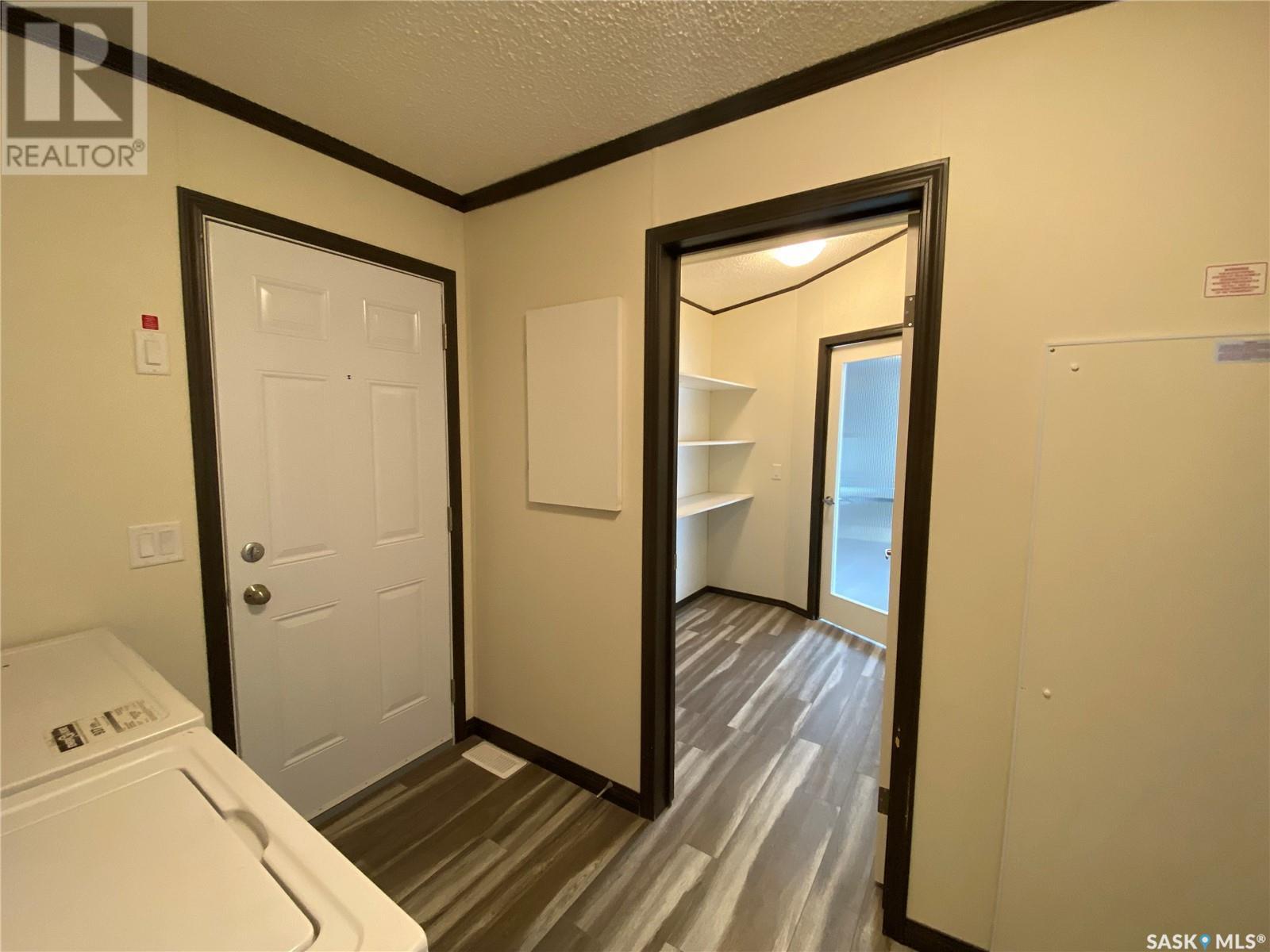 












105 7th STREET

,
Plenty,




Saskatchewan
S0L0A7

