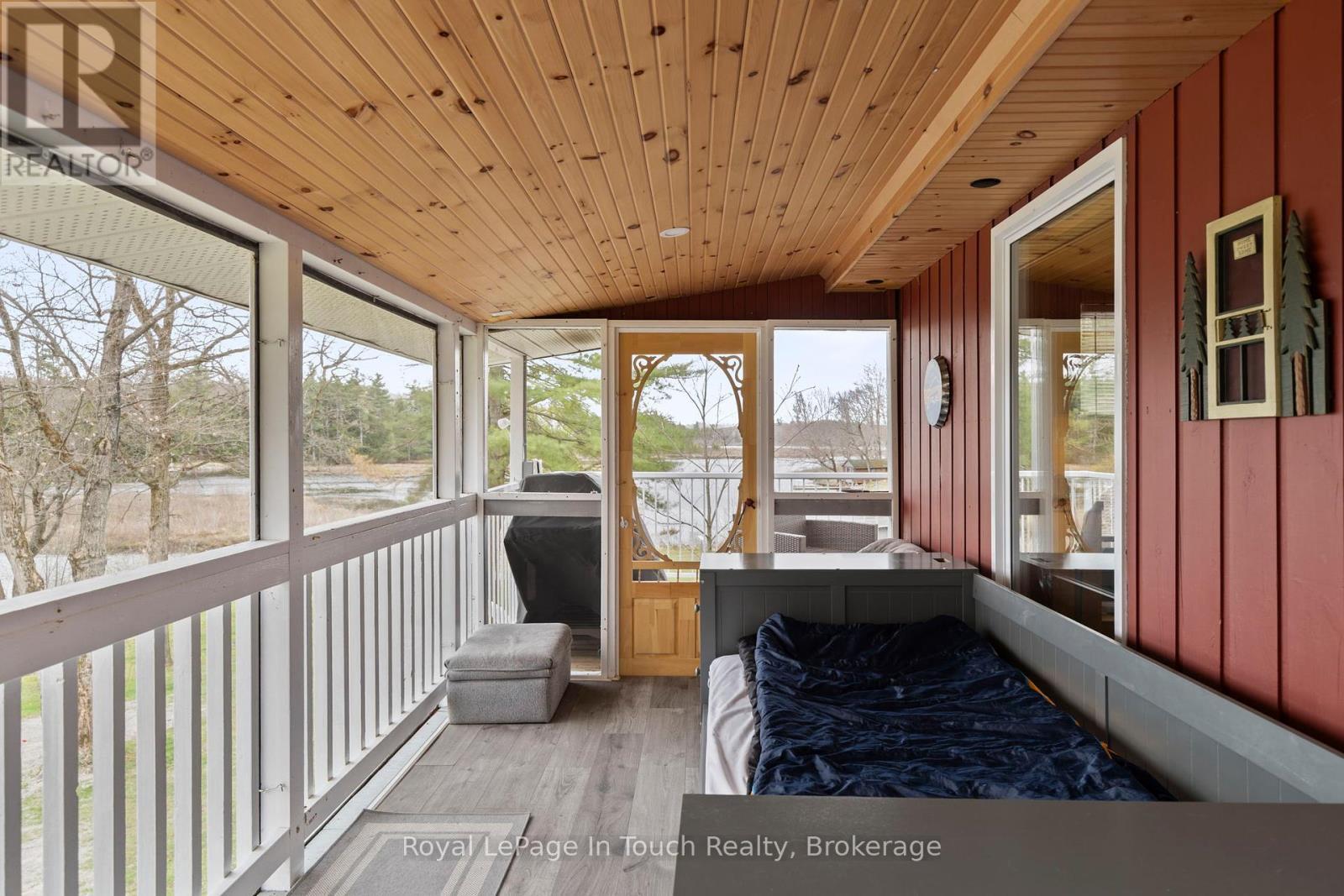 












1472 OTTER POINT ROAD

,
Severn,




Ontario
L0K1E0

