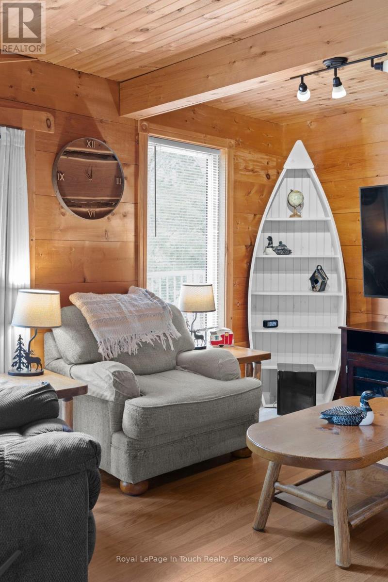












1472 OTTER POINT ROAD

,
Severn,




Ontario
L0K1E0

