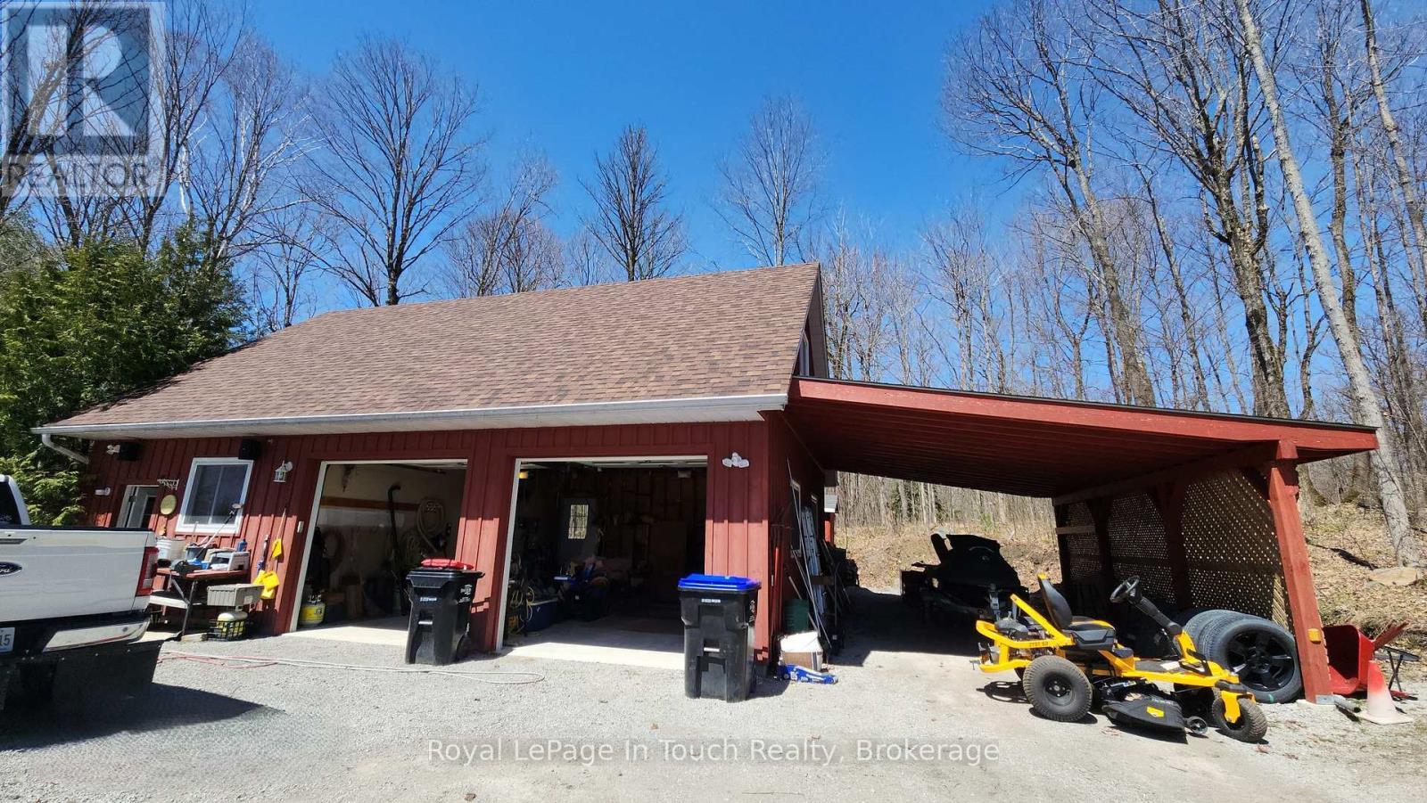 












1472 OTTER POINT ROAD

,
Severn,




Ontario
L0K1E0

